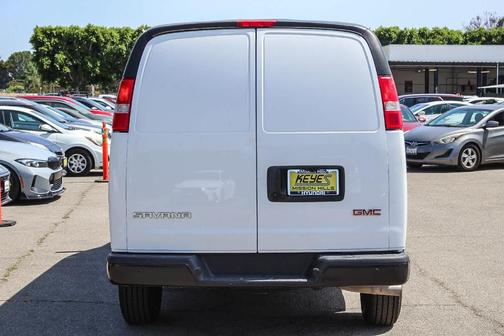 2023 GMC Savana 2500 Work Van