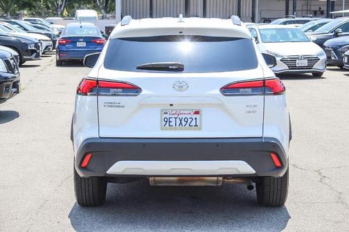 2023 Toyota Corolla Cross XLE