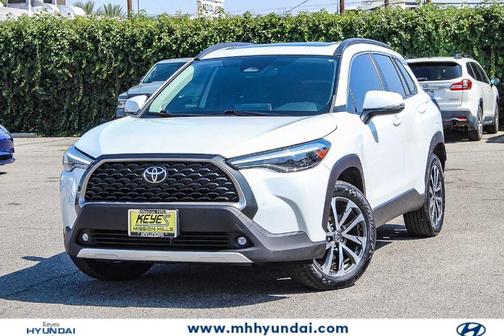 2023 Toyota Corolla Cross XLE