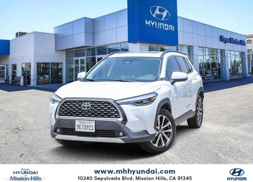 2023 Toyota Corolla Cross XLE