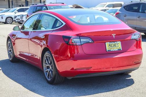 2020 Tesla Model 3 Standard Range Plus