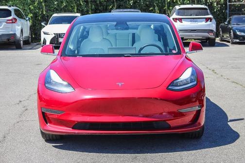 2020 Tesla Model 3 Standard Range Plus