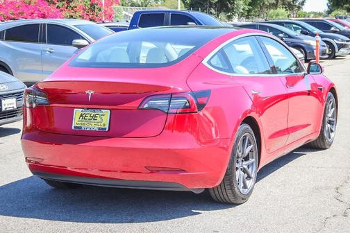2020 Tesla Model 3 Standard Range Plus