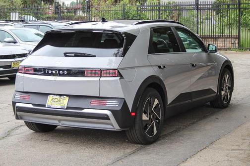 2025 Hyundai IONIQ 5 SEL