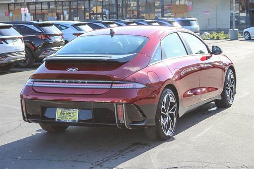 2025 Hyundai IONIQ 6 SEL