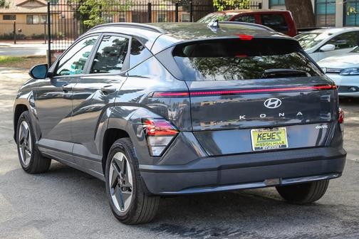 2025 Hyundai KONA EV SEL
