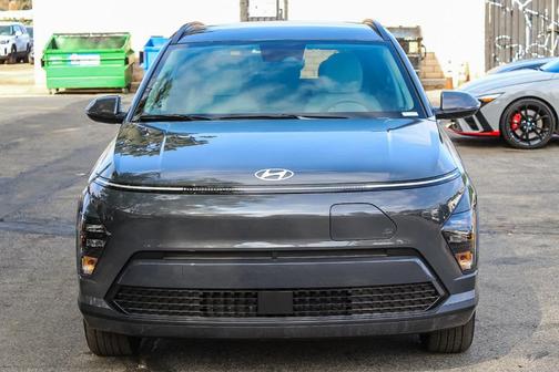 2025 Hyundai KONA EV SEL
