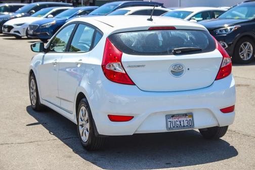 2016 Hyundai Accent SE