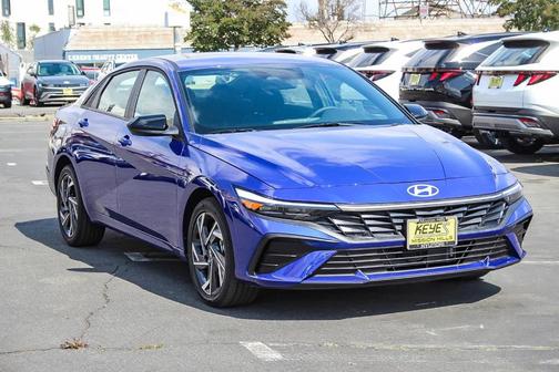 2025 Hyundai ELANTRA HEV SEL Sport