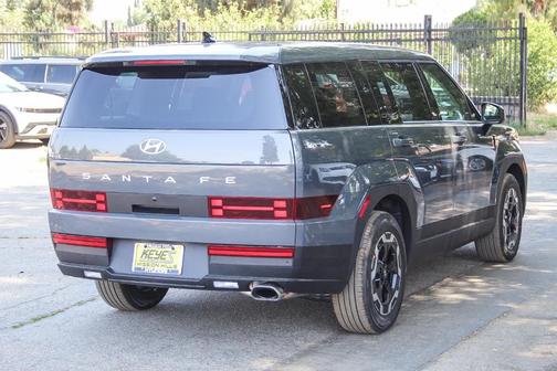 2025 Hyundai SANTA FE SE