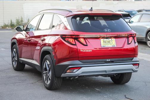 2025 Hyundai TUCSON SEL