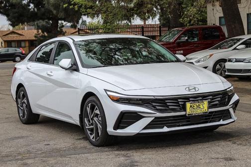 2025 Hyundai ELANTRA SEL Convenience