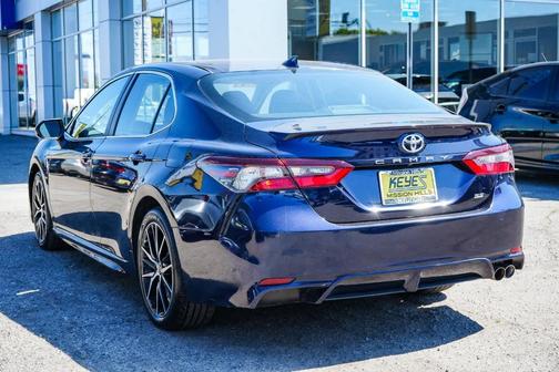 2021 Toyota Camry SE