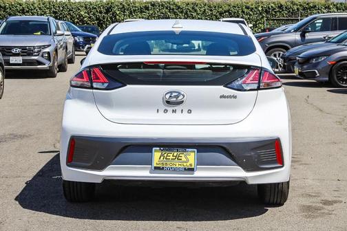 2020 Hyundai IONIQ EV SE