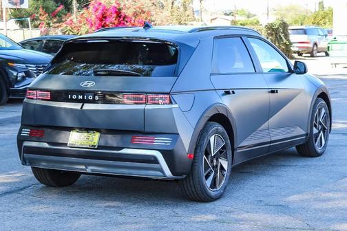 2025 Hyundai IONIQ 5 SEL