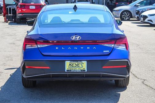 2024 Hyundai ELANTRA HEV Blue