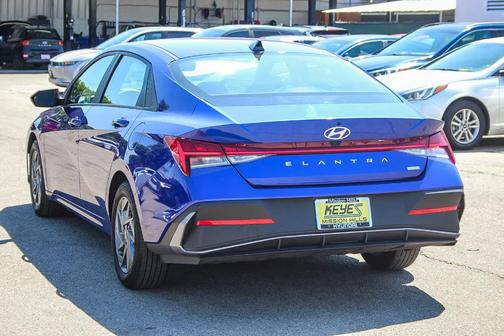 2024 Hyundai ELANTRA HEV Blue