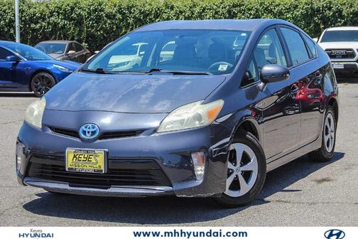 2012 Toyota Prius Two