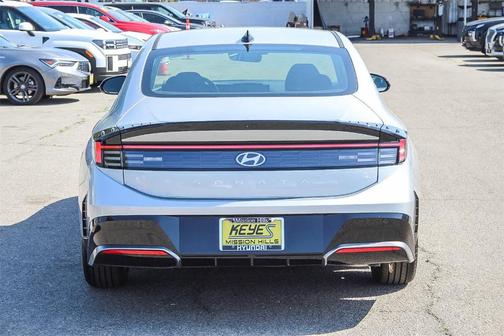 2024 Hyundai SONATA SEL