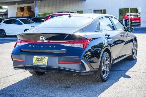 2025 Hyundai ELANTRA HEV Blue