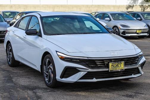 2025 Hyundai ELANTRA HEV SEL Sport