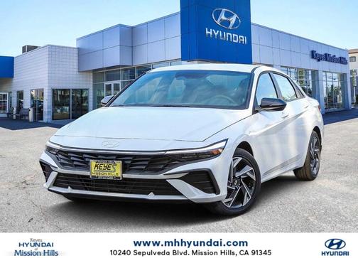 2025 Hyundai ELANTRA HEV SEL Sport