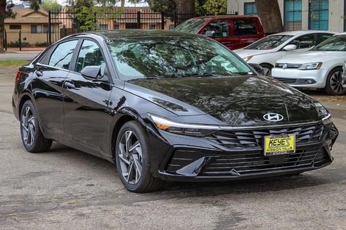2025 Hyundai ELANTRA SEL Convenience