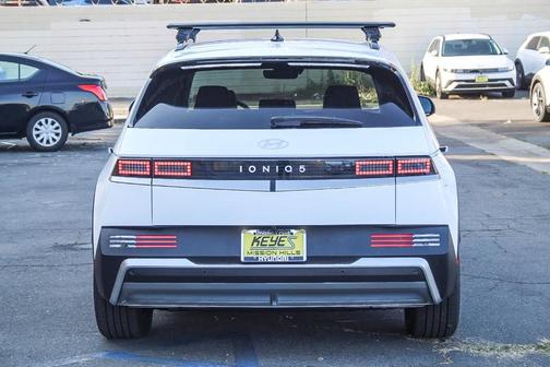 2025 Hyundai IONIQ 5 SEL