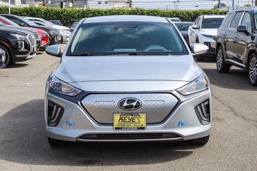 2021 Hyundai IONIQ EV SE