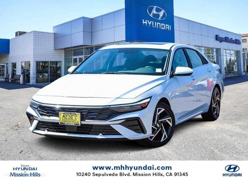 2024 Hyundai ELANTRA SEL