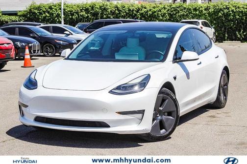2021 Tesla Model 3 Standard Range Plus