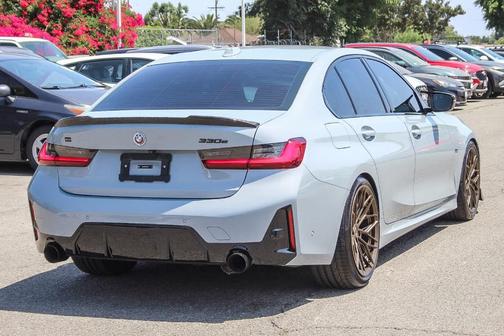 2023 BMW 330e 330e