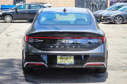 2025 Hyundai SONATA SEL