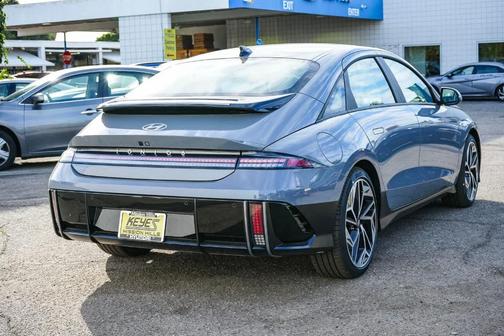 2025 Hyundai IONIQ 6 SEL