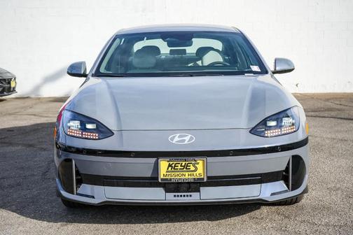 2025 Hyundai IONIQ 6 SEL