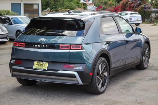 2025 Hyundai IONIQ 5 SEL