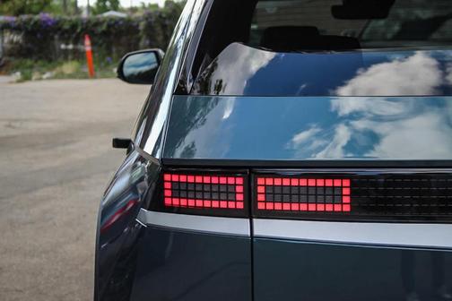2025 Hyundai IONIQ 5 SEL