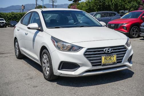 2020 Hyundai Accent SE