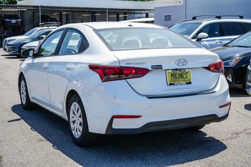 2020 Hyundai Accent SE
