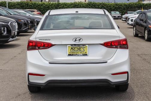 2020 Hyundai Accent SE