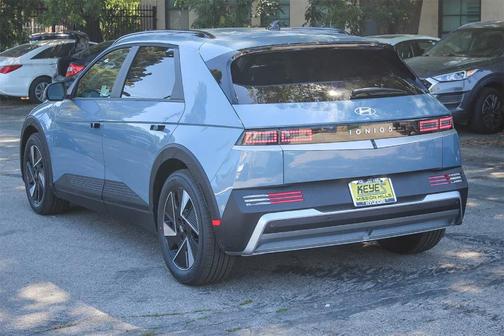 2025 Hyundai IONIQ 5 SEL