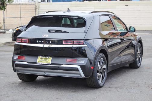 2025 Hyundai IONIQ 5 SEL