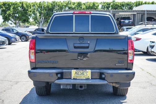 2021 Nissan Frontier SV