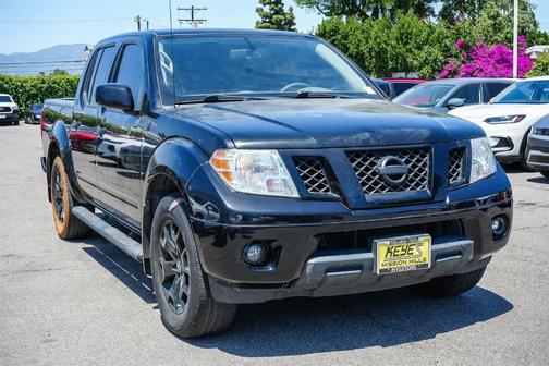 2021 Nissan Frontier SV