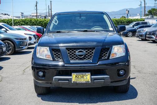 2021 Nissan Frontier SV