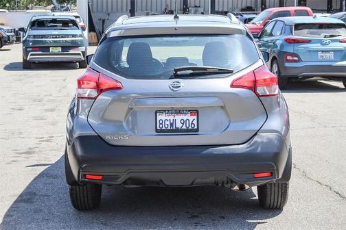 2018 Nissan Kicks S