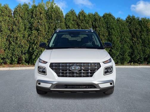 2024 Hyundai VENUE Limited