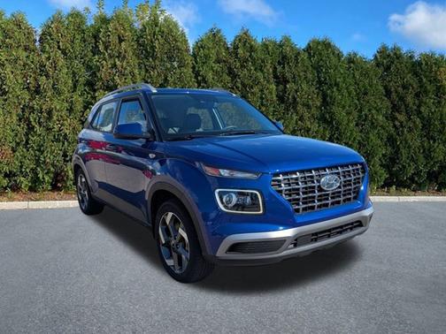 2022 Hyundai VENUE Limited