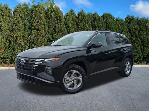Black 2022 Hyundai TUCSON SEL