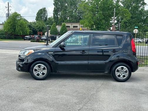 2013 Kia Soul Base